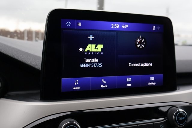 2022 Ford Escape SE photo 3