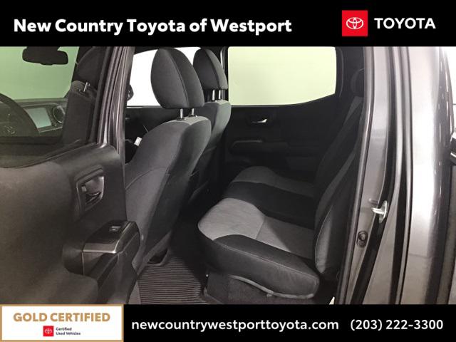 2022 Toyota Tacoma SR5 photo 17