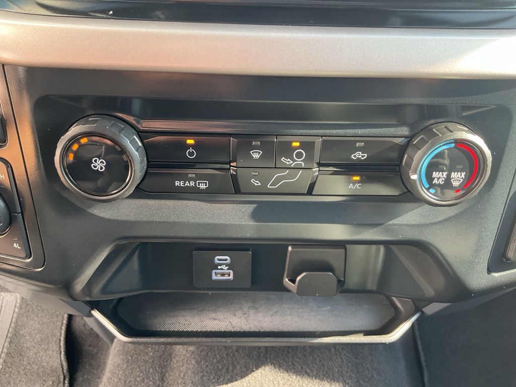 2023 Ford F-150 XLT photo 16