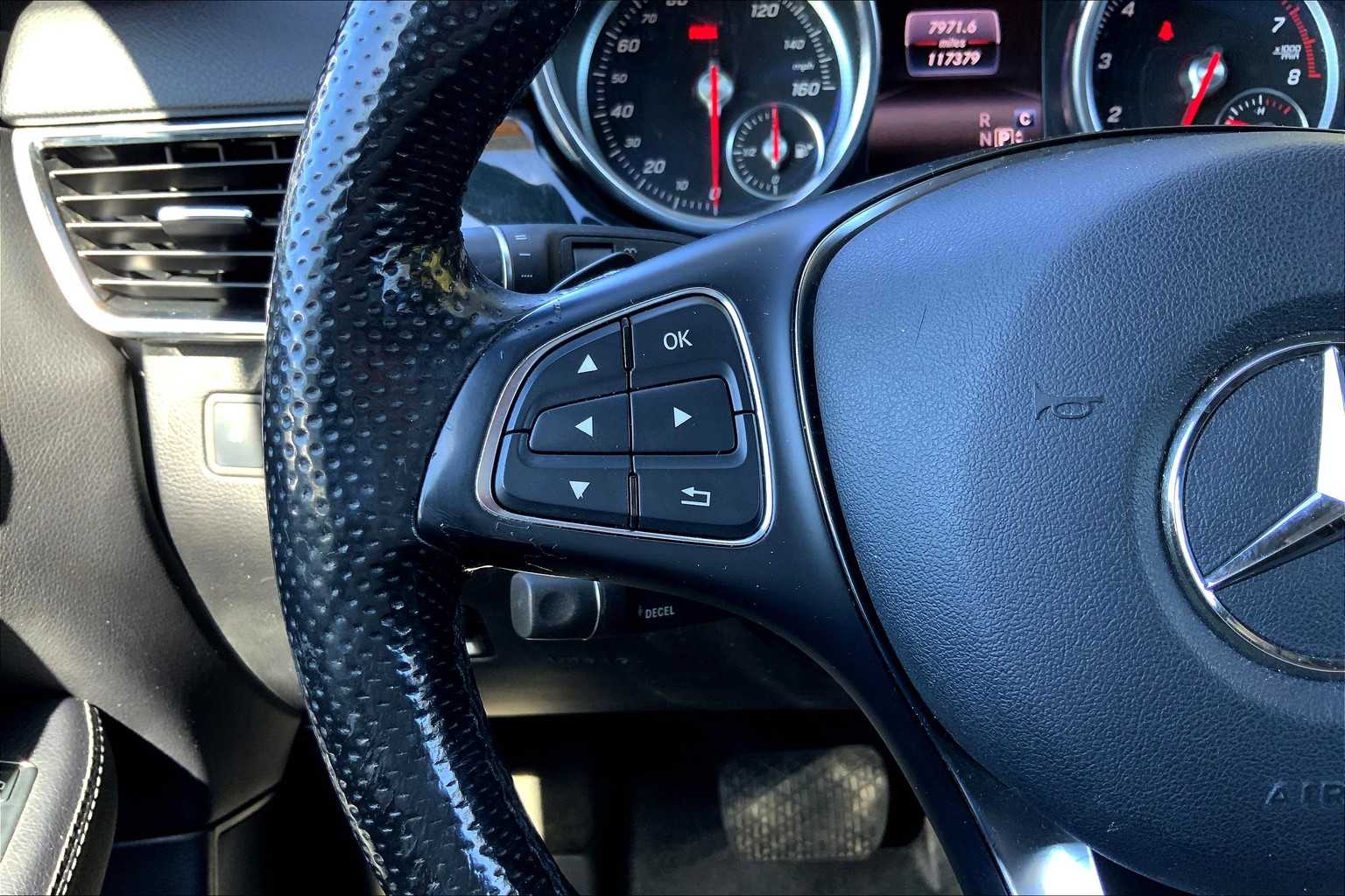 2018 Mercedes Benz GLE 350 4MATIC photo 23