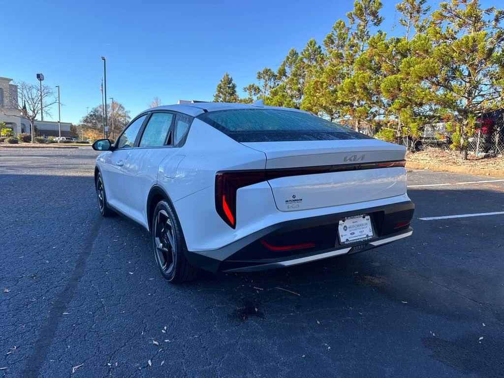 2025 Kia K4 EX photo 4