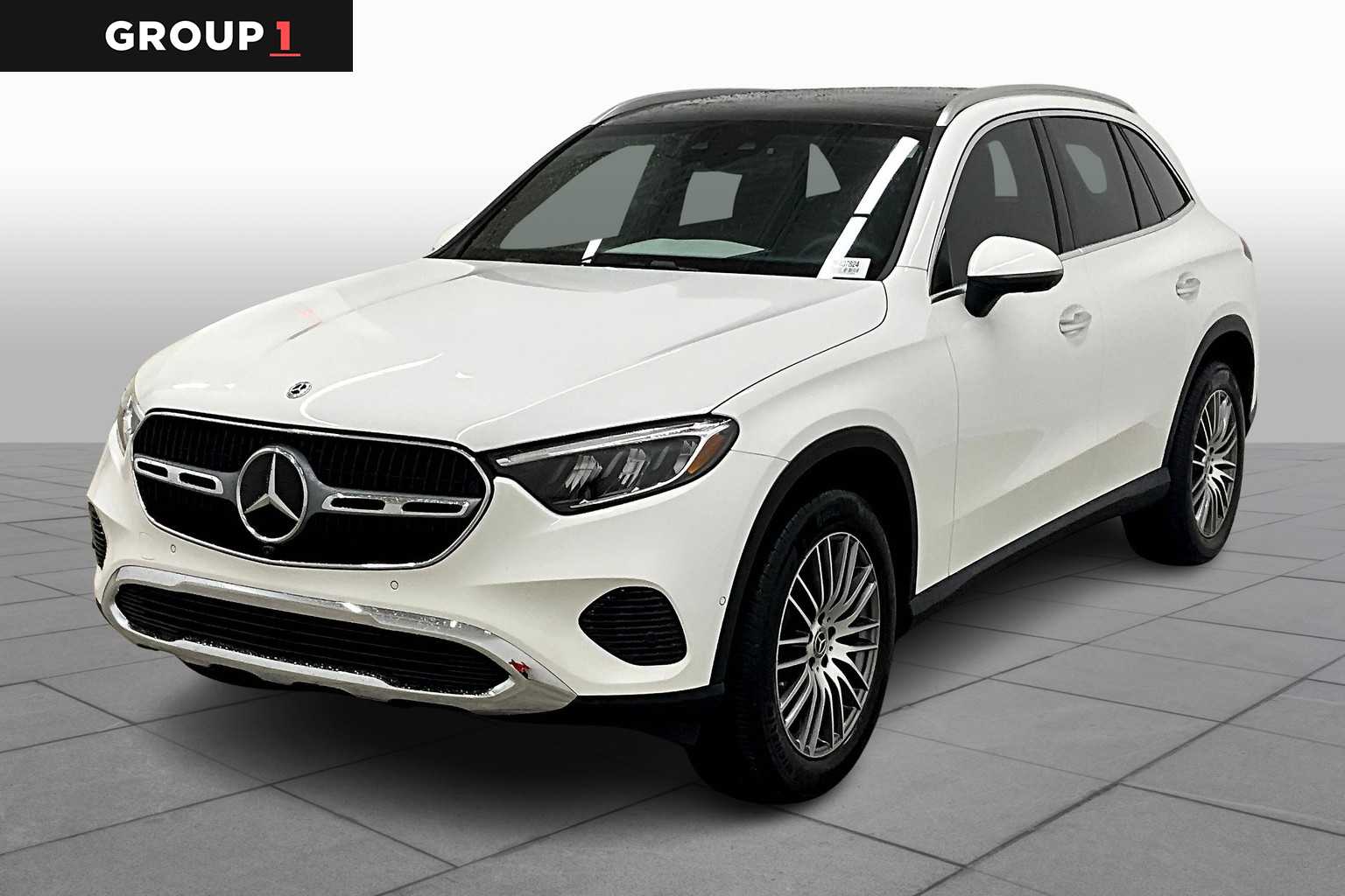 2026 Mercedes-Benz GLC Base's photo
