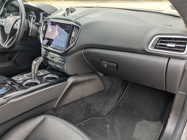2022 Maserati Ghibli Modena Q4 photo 28
