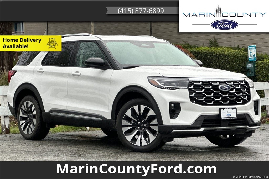 2026 Ford Explorer Platinum's photo