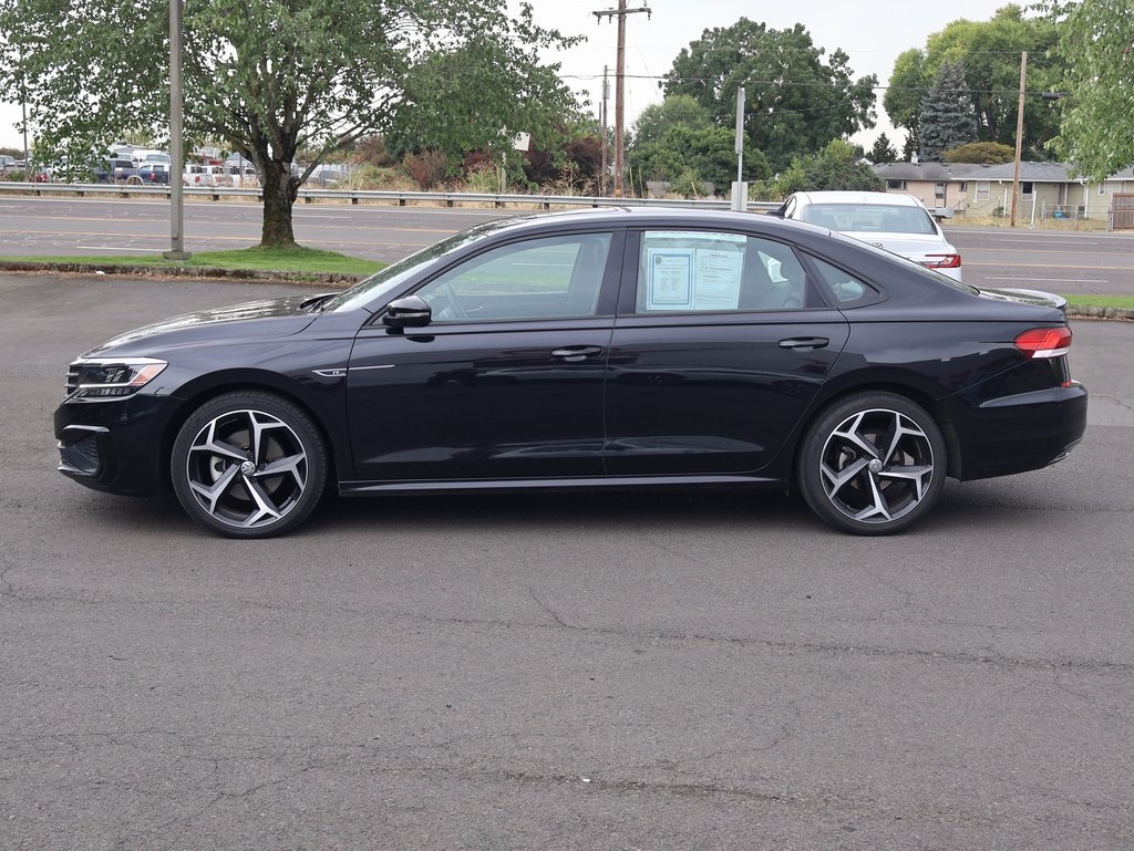 2021 Volkswagen Passat 2.0T R-Line photo 3