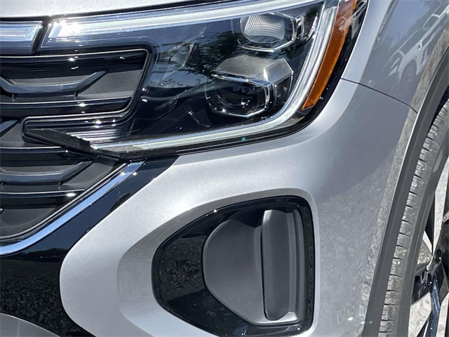 2026 Volkswagen Atlas Cross Sport SE Technology photo 9
