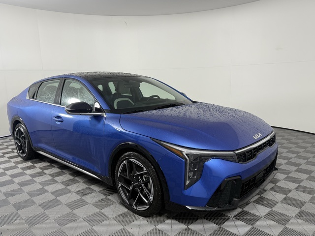 2025 Kia K4 GT-Line's photo