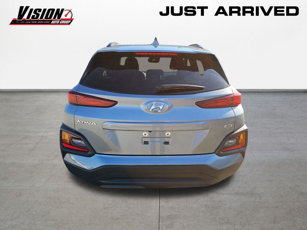 2020 Hyundai Kona SEL Plus photo 6
