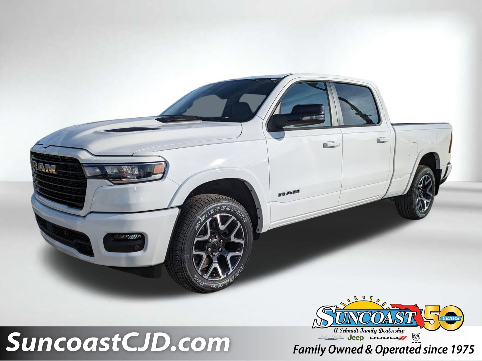 2026 RAM Ram 1500 Pickup Laramie's photo