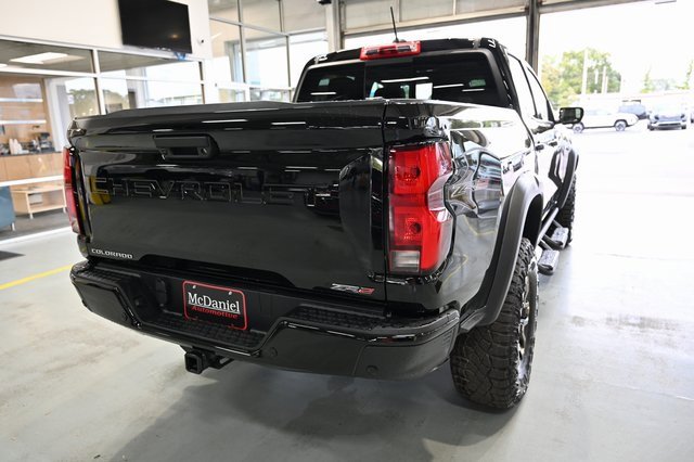 2026 Chevrolet Colorado ZR2 photo 2