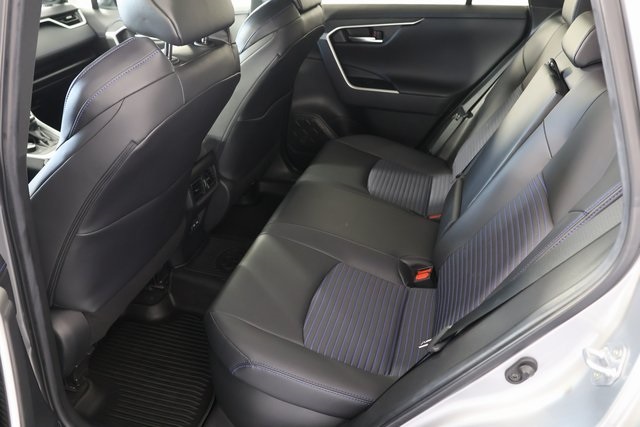 2023 Toyota RAV4 Hybrid XSE photo 18