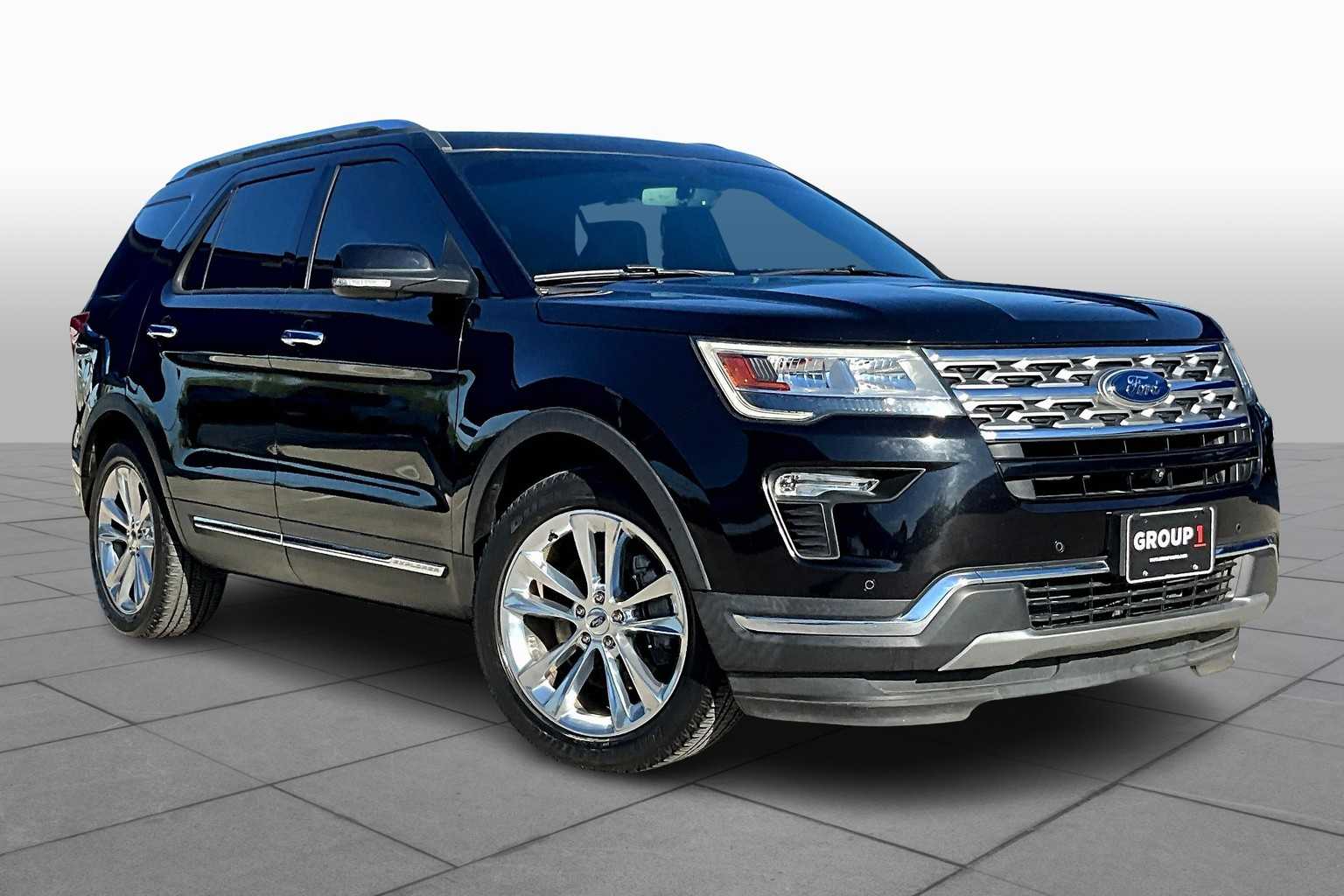 2019 Ford Explorer Limited photo 2