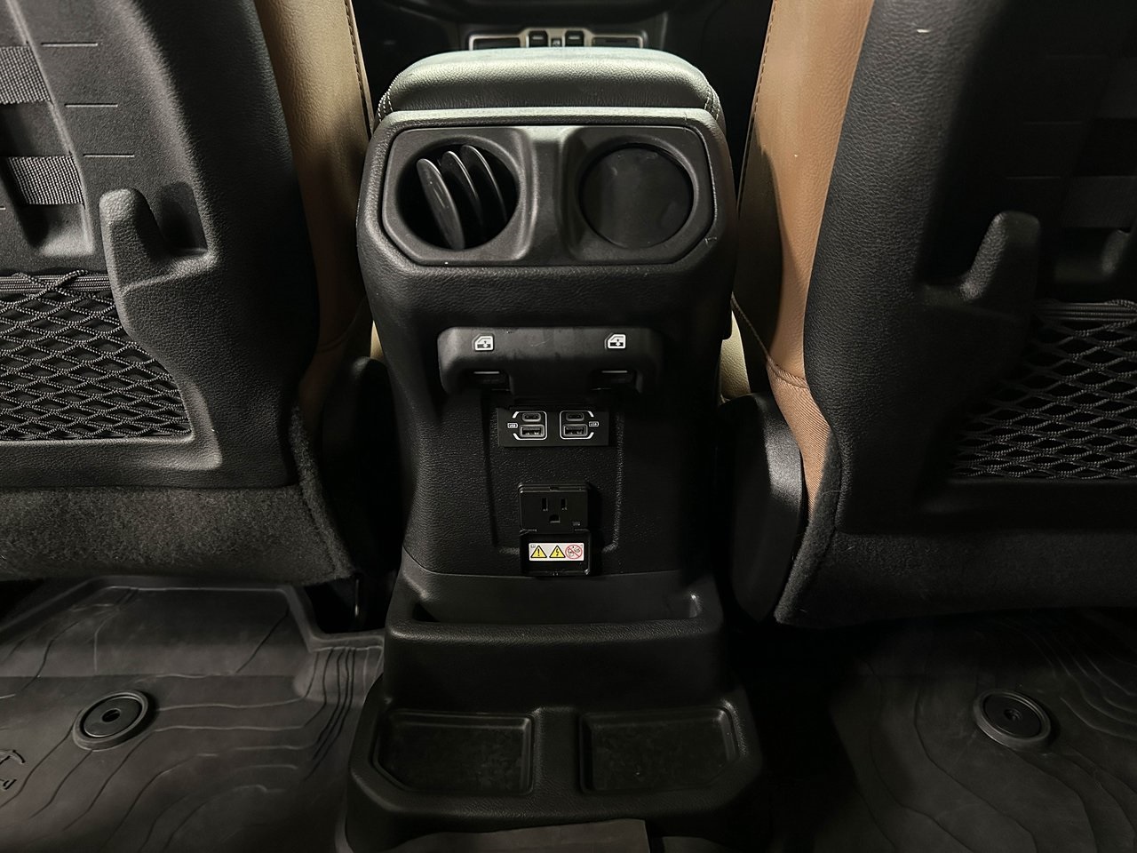 2022 Jeep Wrangler Unlimited Rubicon photo 17
