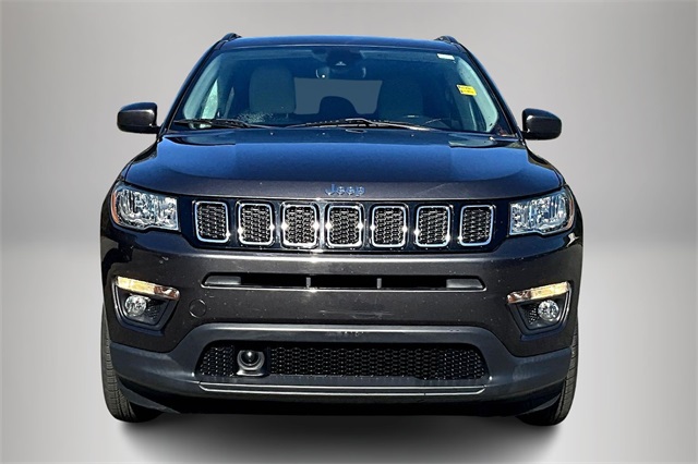 2020 Jeep Compass Latitude photo 3