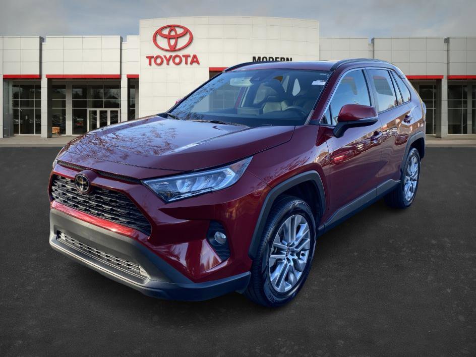 2021 Toyota RAV4 XLE Premium's photo