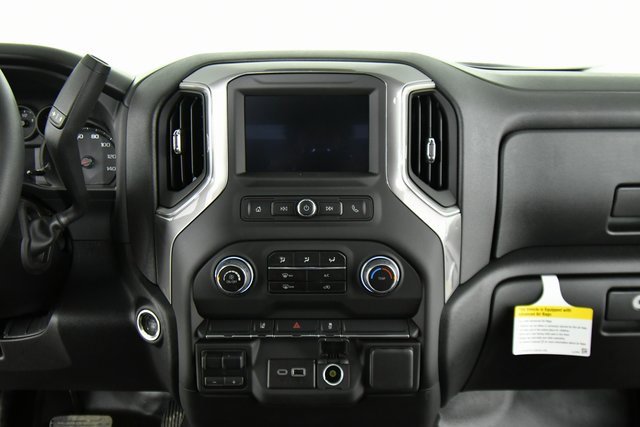 2025 Chevrolet Silverado 3500HD Work Truck photo 3