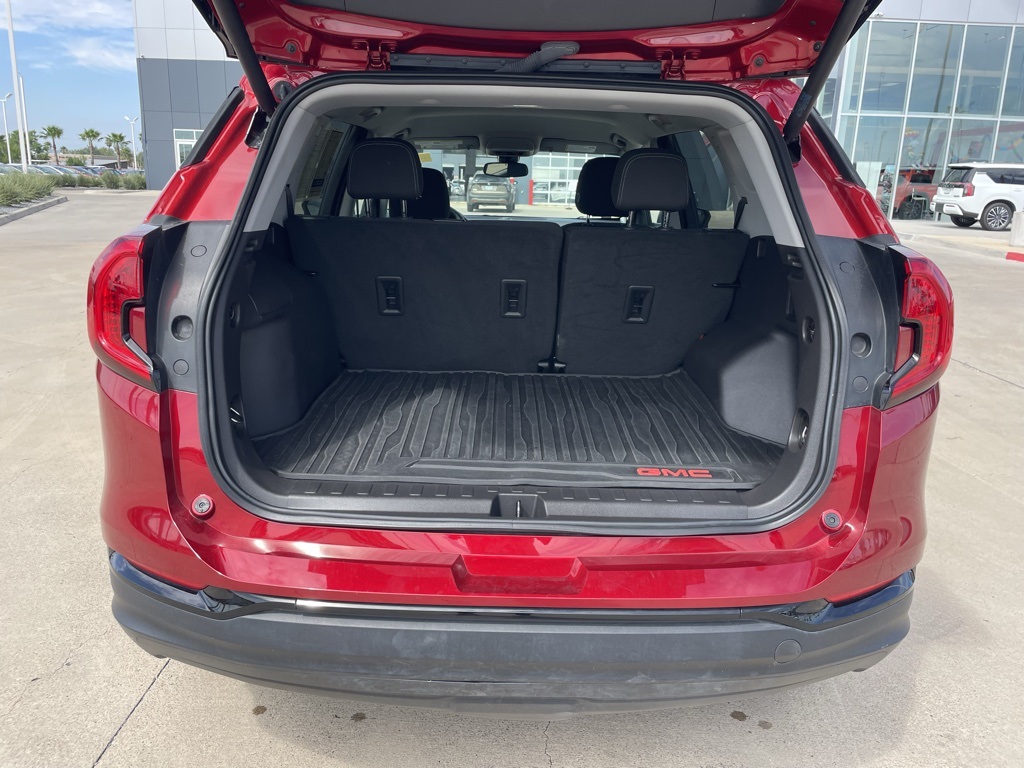 2024 Gmc Terrain SLE photo 3