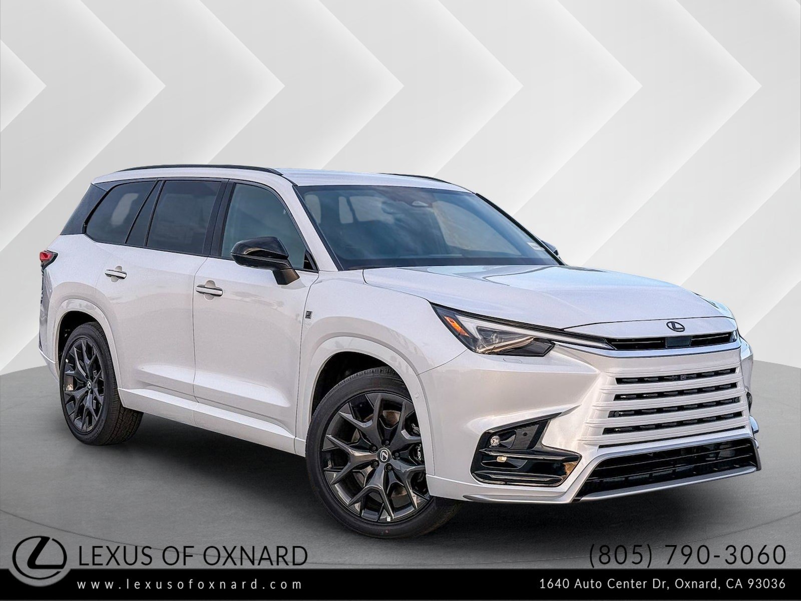 2026 Lexus TX Hybrid's photo