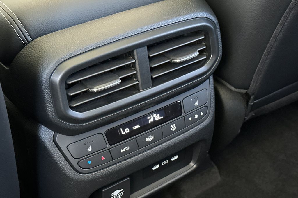 2025 Honda Pilot Elite photo 14