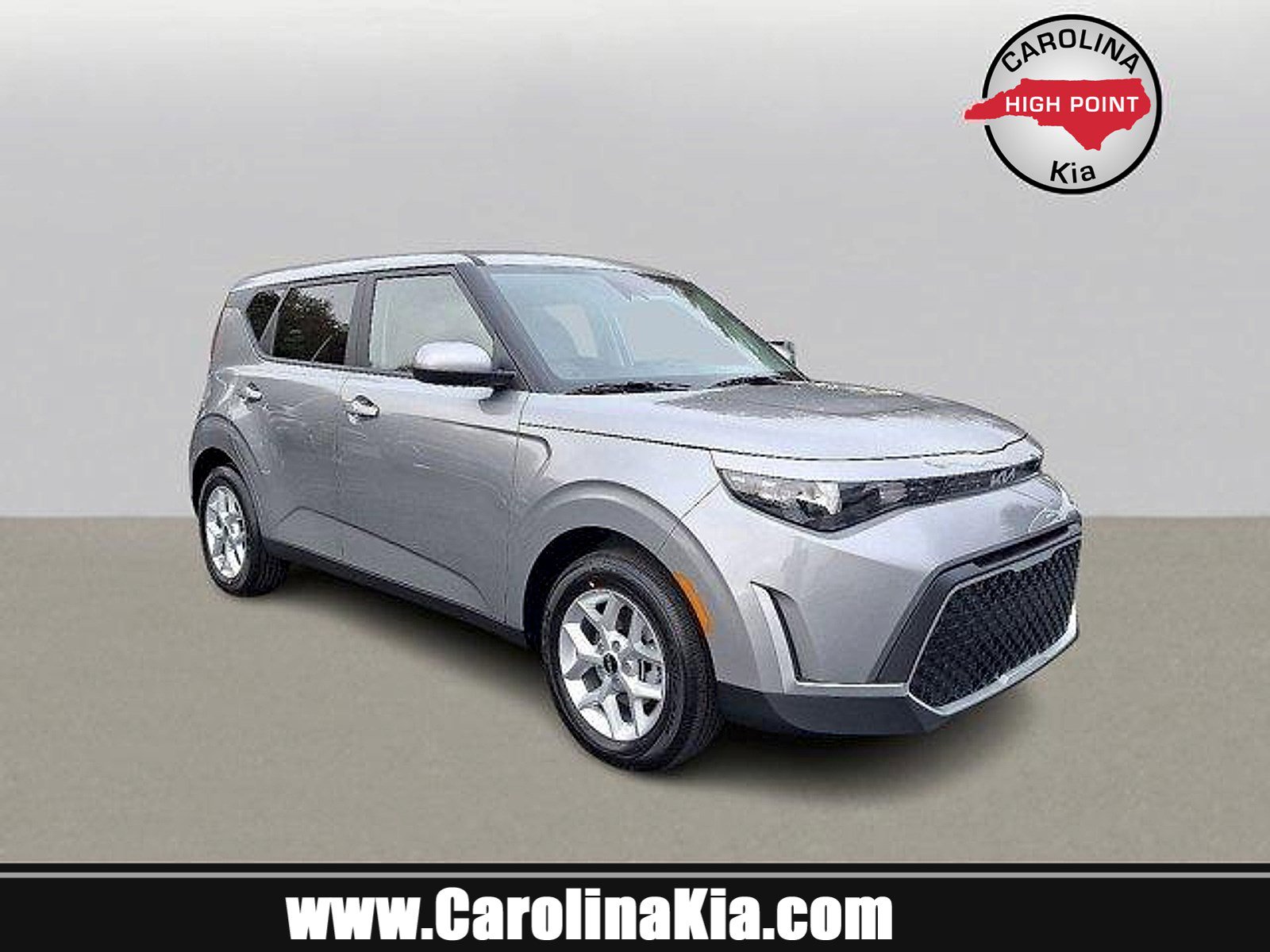 2025 Kia Soul LX's photo