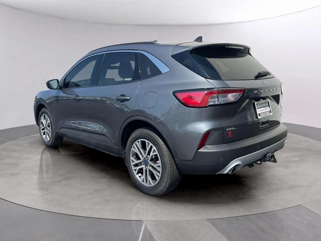 2022 Ford Escape SEL photo 3