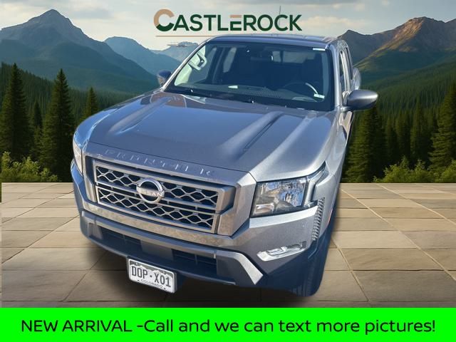 2023 Nissan Frontier SV's photo