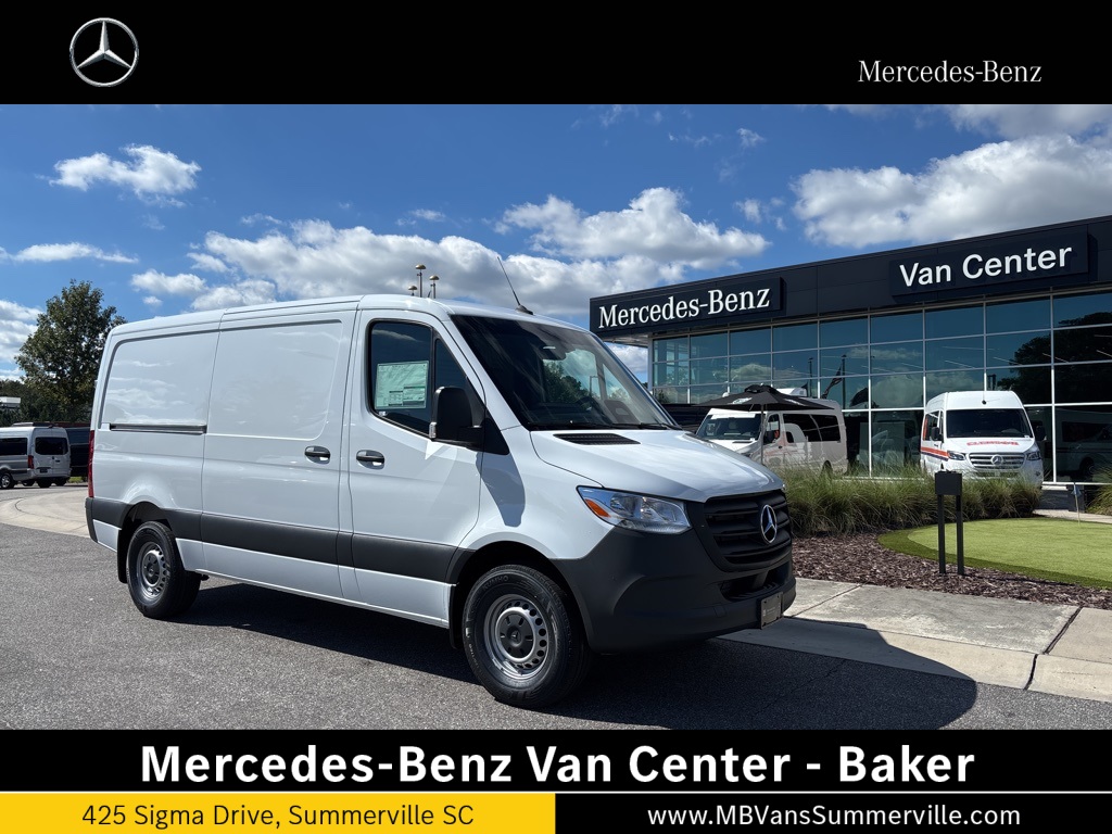 2026 Mercedes-Benz Sprinter Cargo Van Base's photo