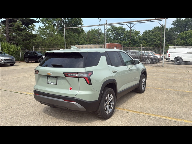 2026 Chevrolet Equinox LT photo 3