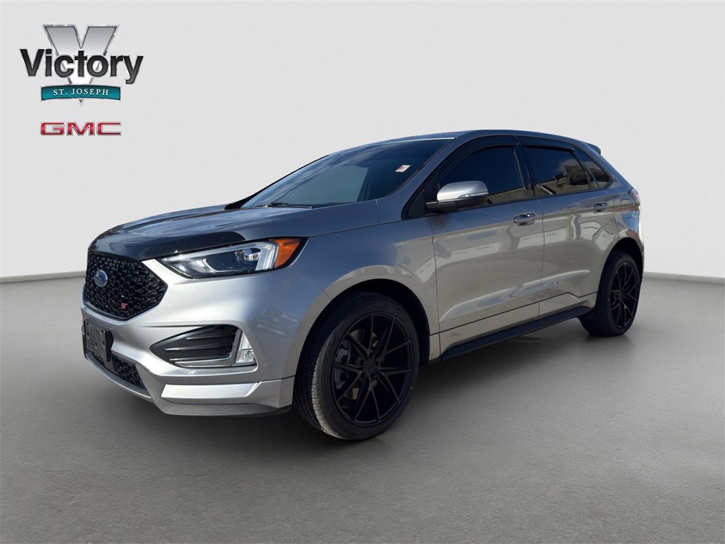 2022 Ford Edge ST photo 4