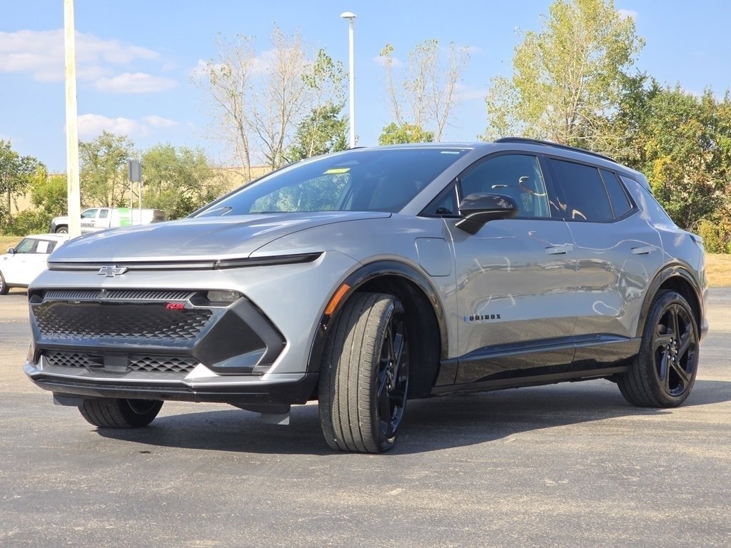 2024 Chevrolet Equinox EV 3RS photo 3