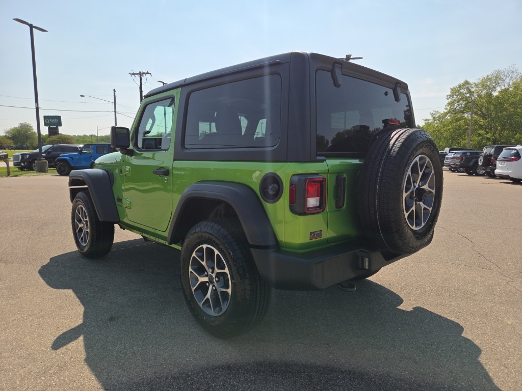 2025 Jeep Wrangler Sport S photo 5