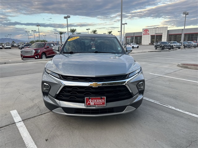 2023 Chevrolet Blazer 3LT photo 2
