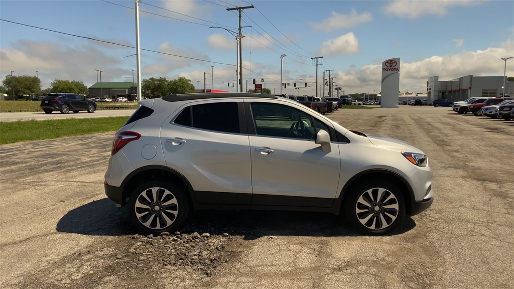2022 Buick Encore Preferred photo 9