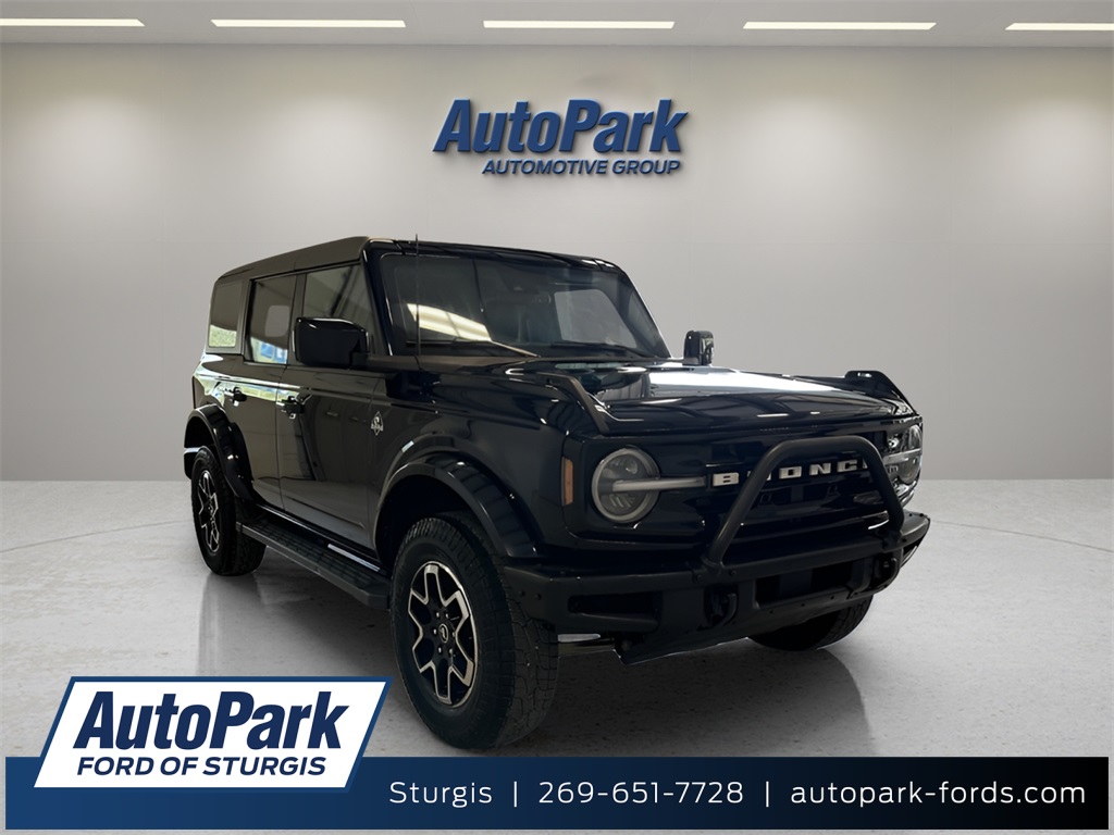 2021 Ford Bronco 4-Door Outer Banks's photo