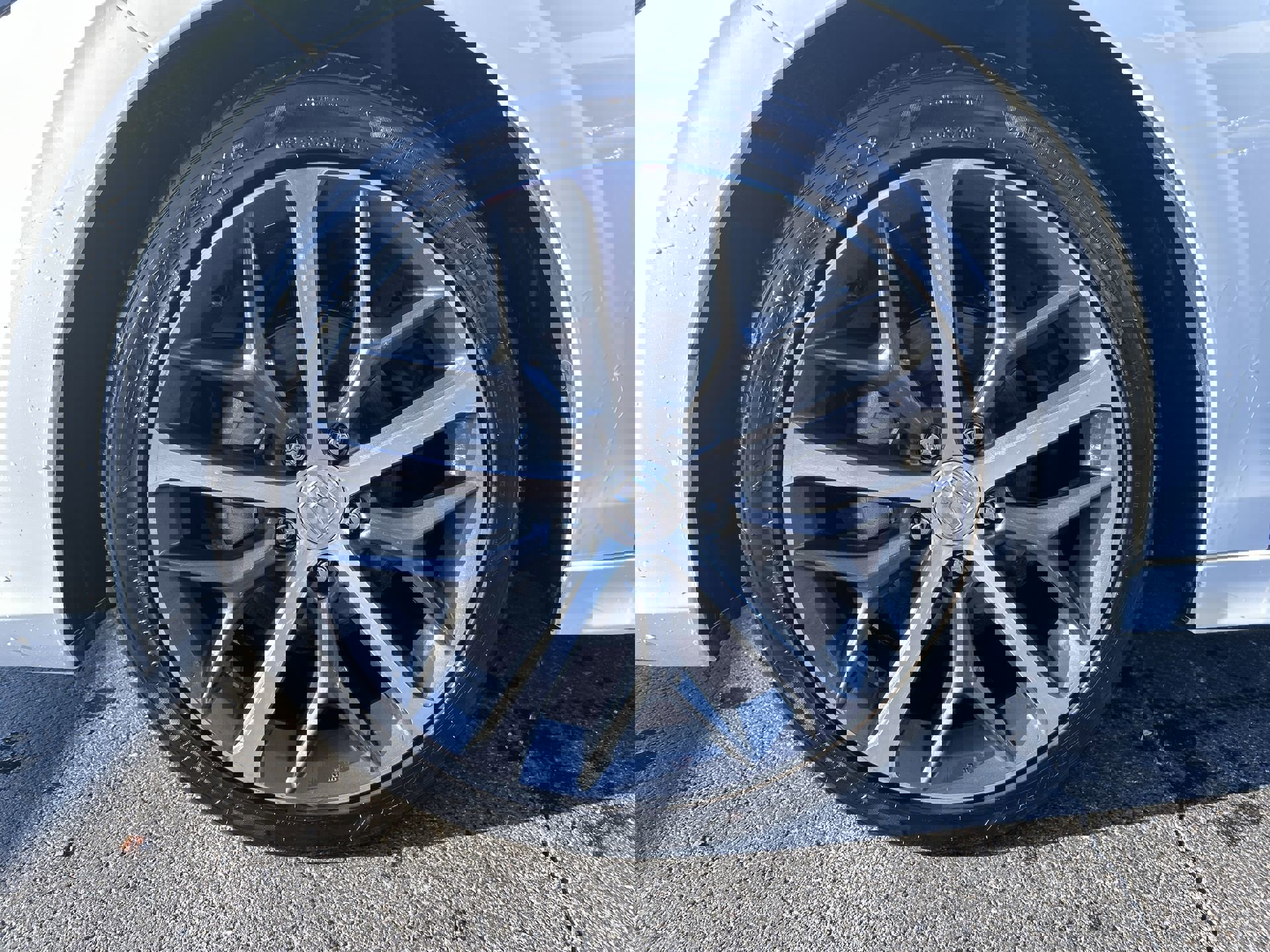 2023 Honda Civic Touring photo 2