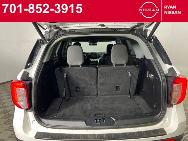 2020 Ford Explorer XLT photo 3