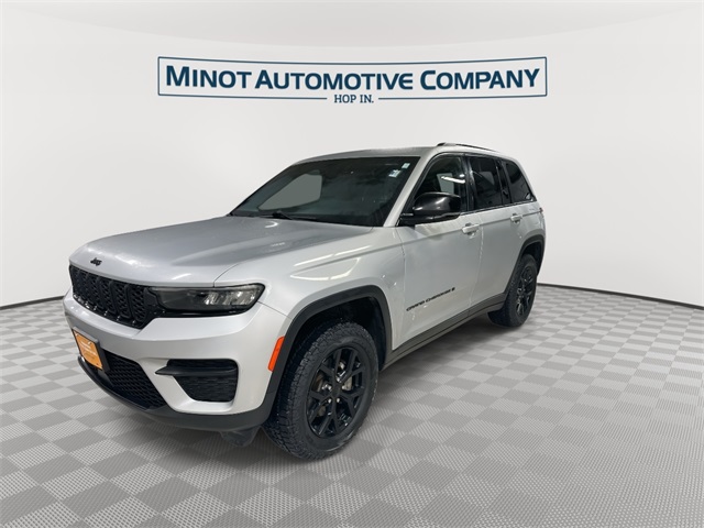 2024 Jeep Grand Cherokee Altitude X photo 4