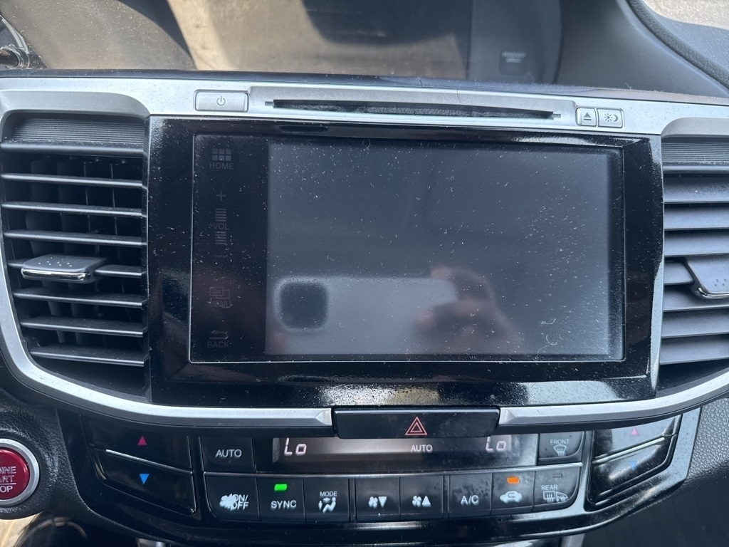 2016 Honda Accord EX-L photo 22