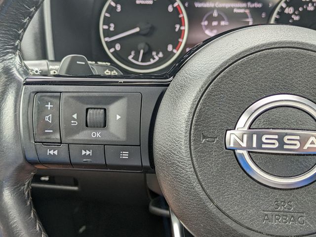 2022 Nissan Rogue SV photo 16