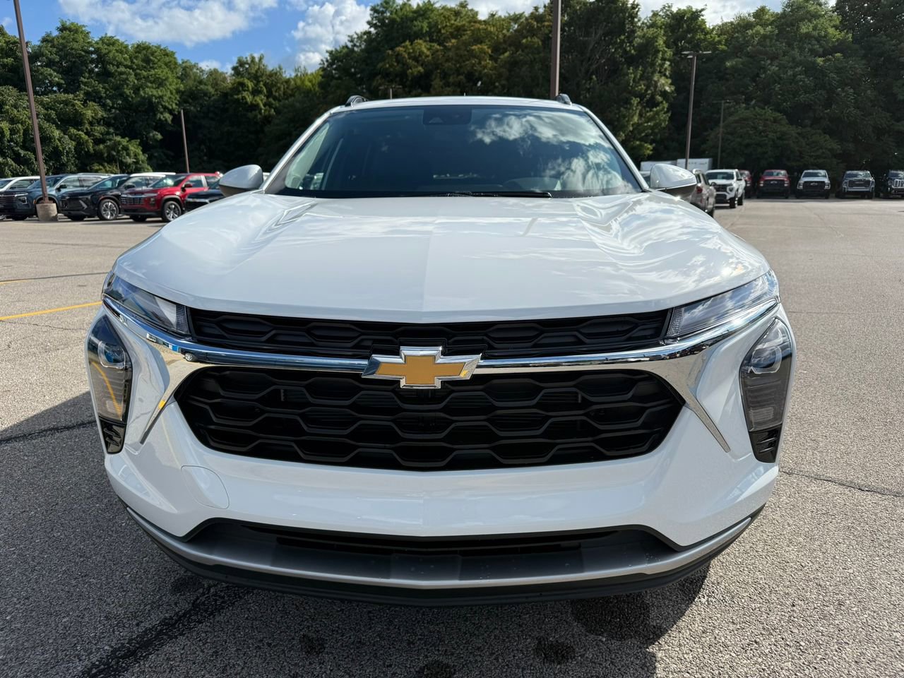 2025 Chevrolet Trax LT photo 10