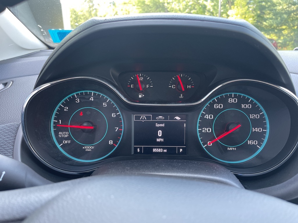 2018 Chevrolet Cruze LT photo 12