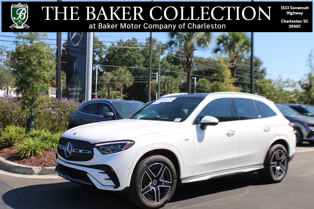 2025 Mercedes-Benz GLC Base's photo