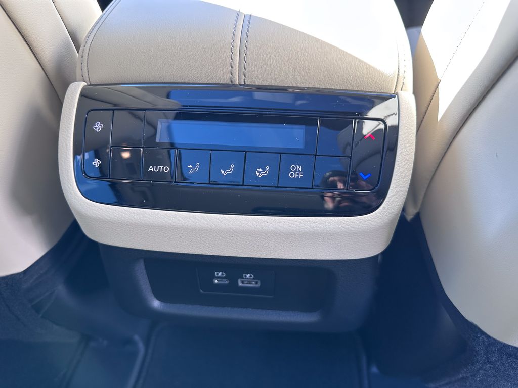 2025 Infiniti QX60 Pure photo 31