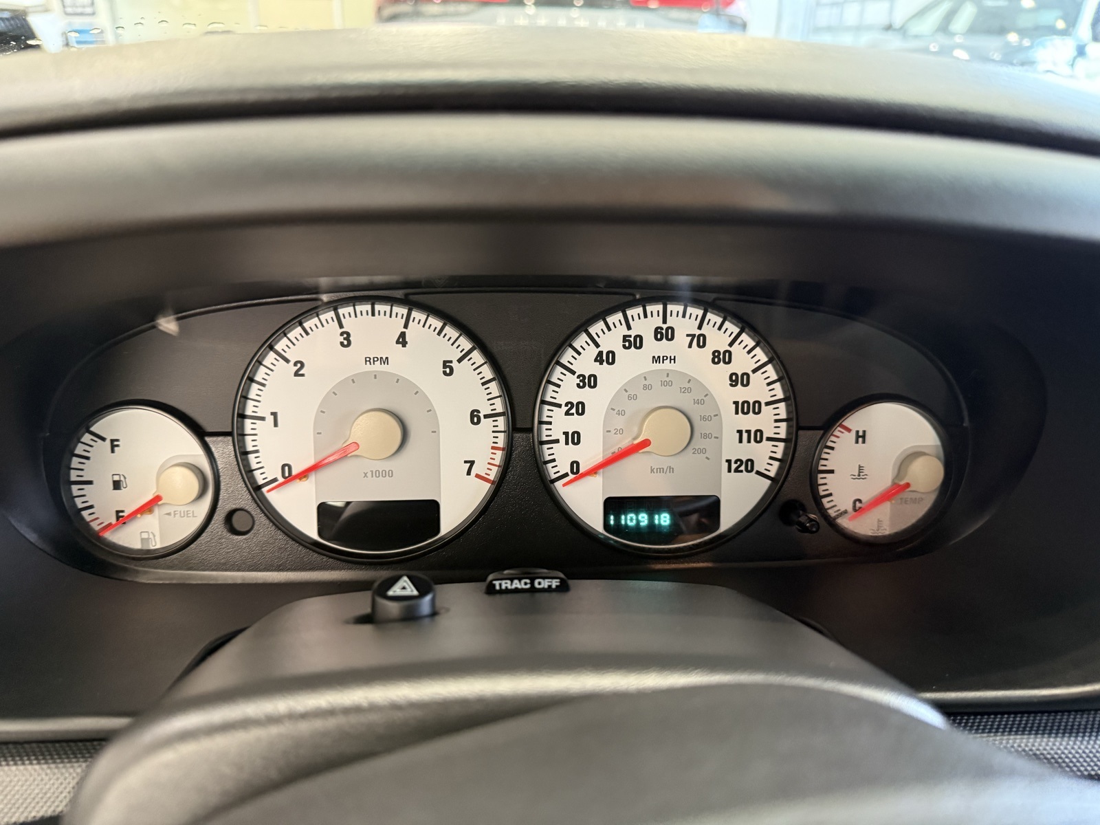 2005 Dodge Stratus SXT photo 3