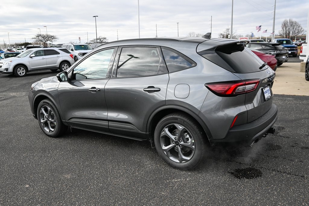 2026 Ford Escape ST-Line Select photo 2
