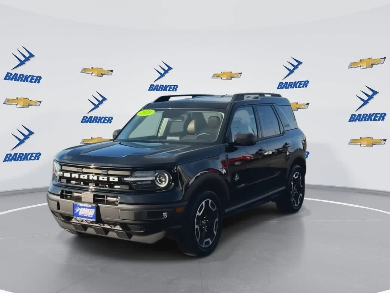 2021 Ford Bronco Sport Outer Banks photo 3