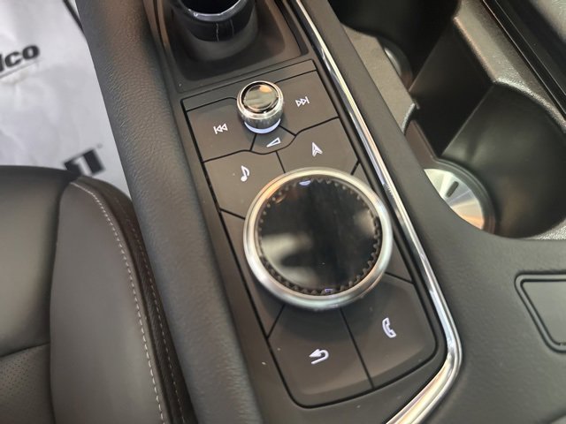 2025 Cadillac XT6 Premium Luxury photo 13