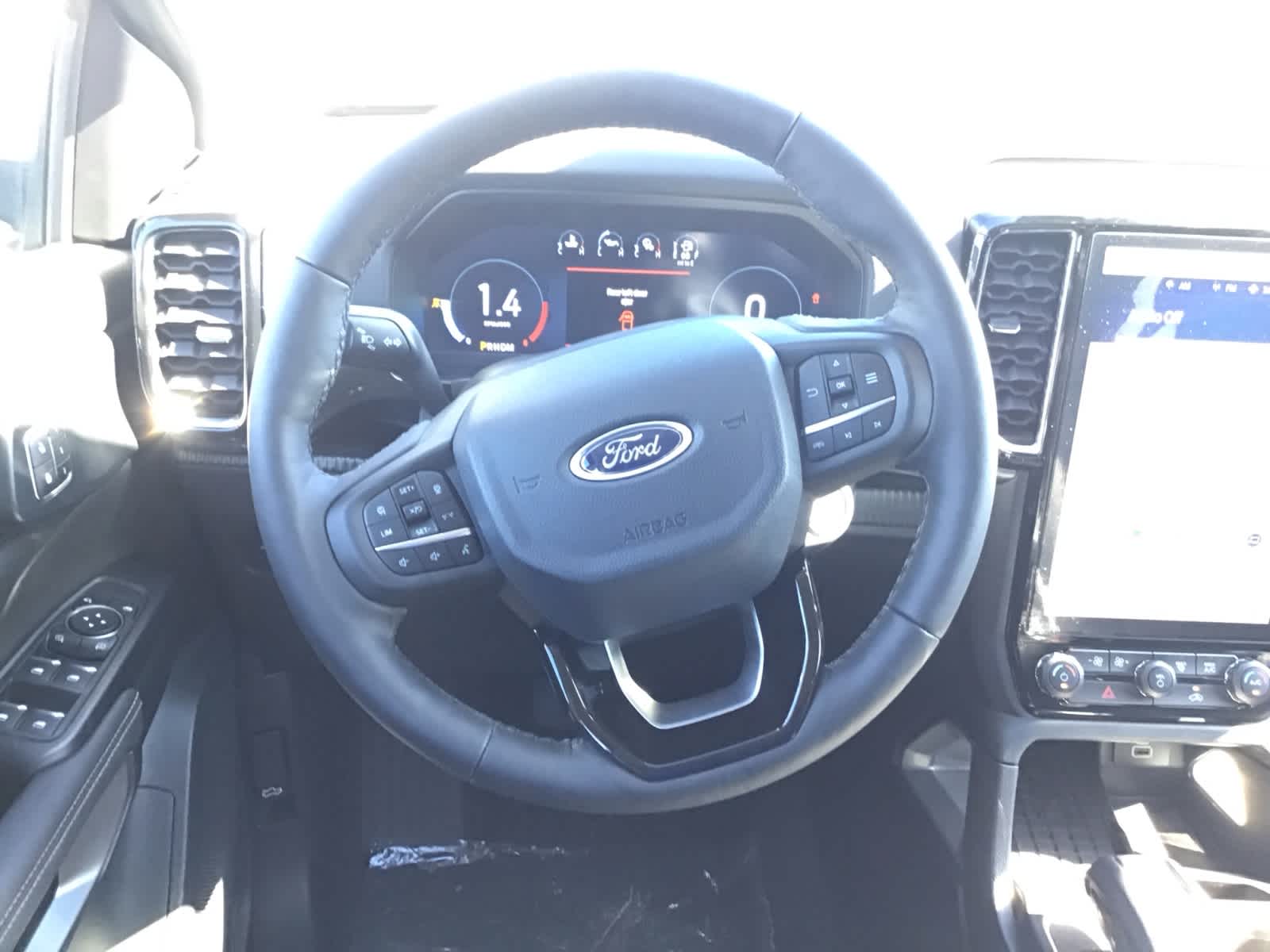 2024 Ford Ranger Lariat photo 13