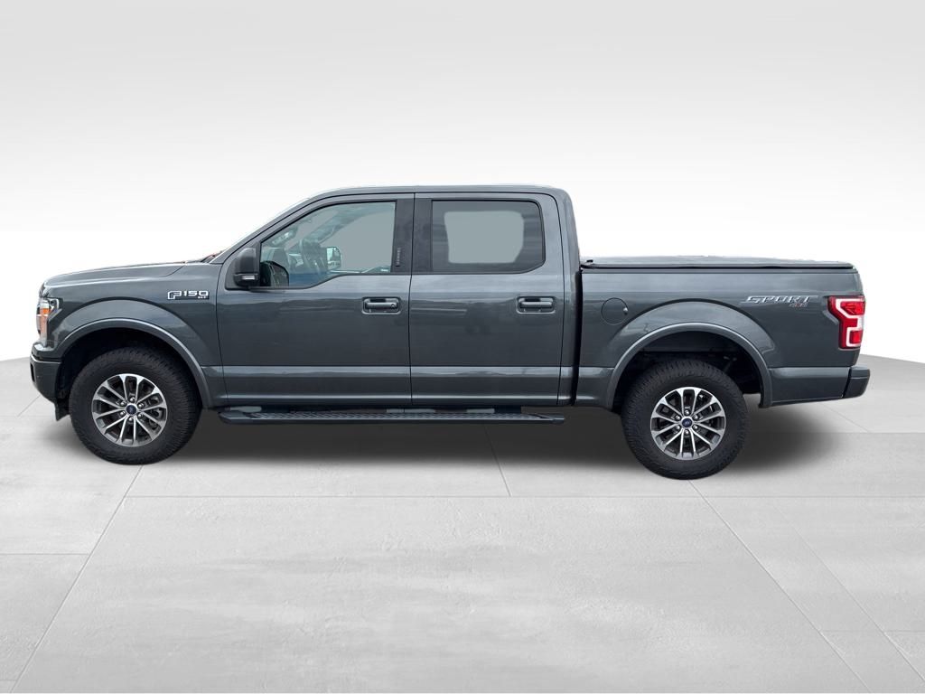 2019 Ford F-150 XLT photo 2
