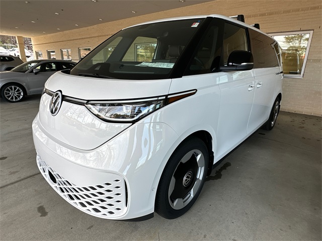 2025 Volkswagen ID. Buzz Pro S photo 3
